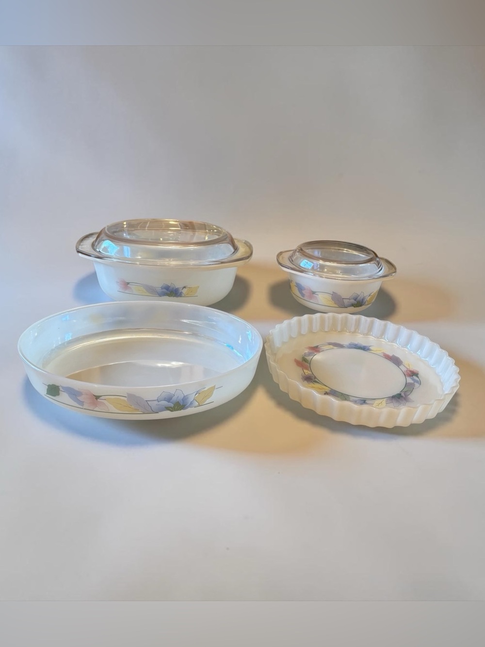 Arcuisine Vintage Floral Casserole Set, Opal Glass Bakeware, Covered Casseroles